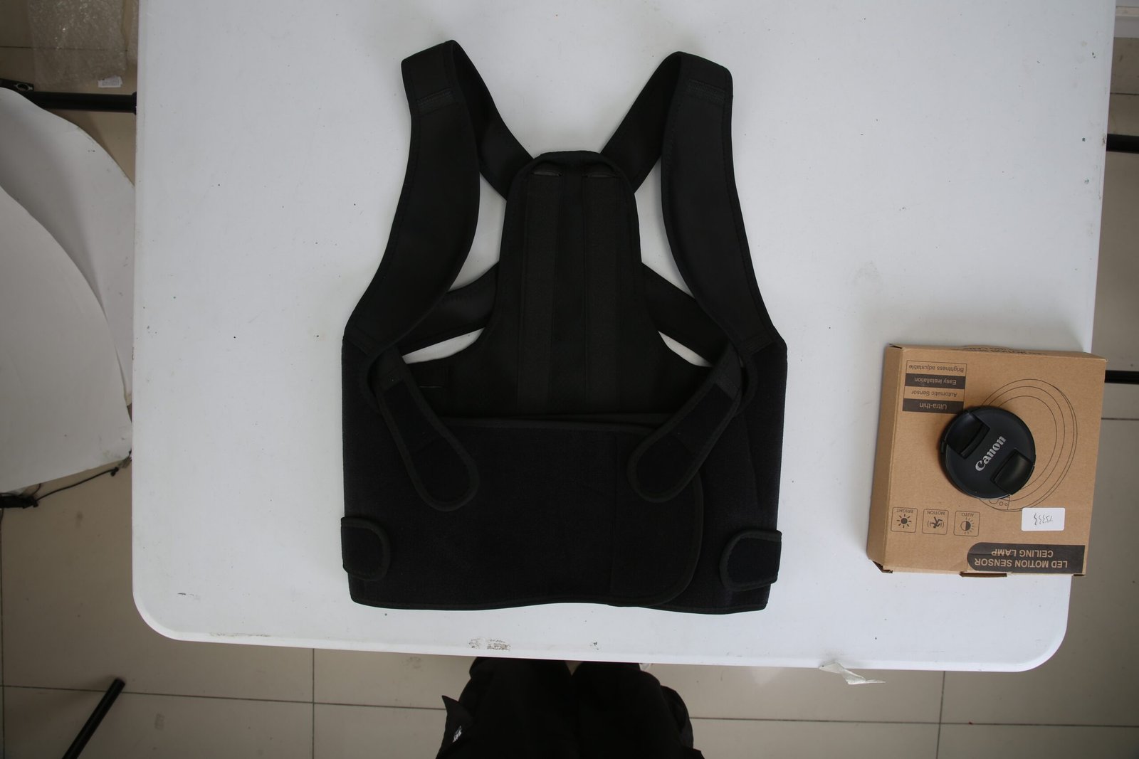 Correcteur de posture réglable pour hommes et femmes (3 tailles disponibles) – Redresse-dos pour corriger la cyphose et l'affaissement des épaules – Invisible sous les vêtements – Soulagement des douleurs du haut du dos - Image 8