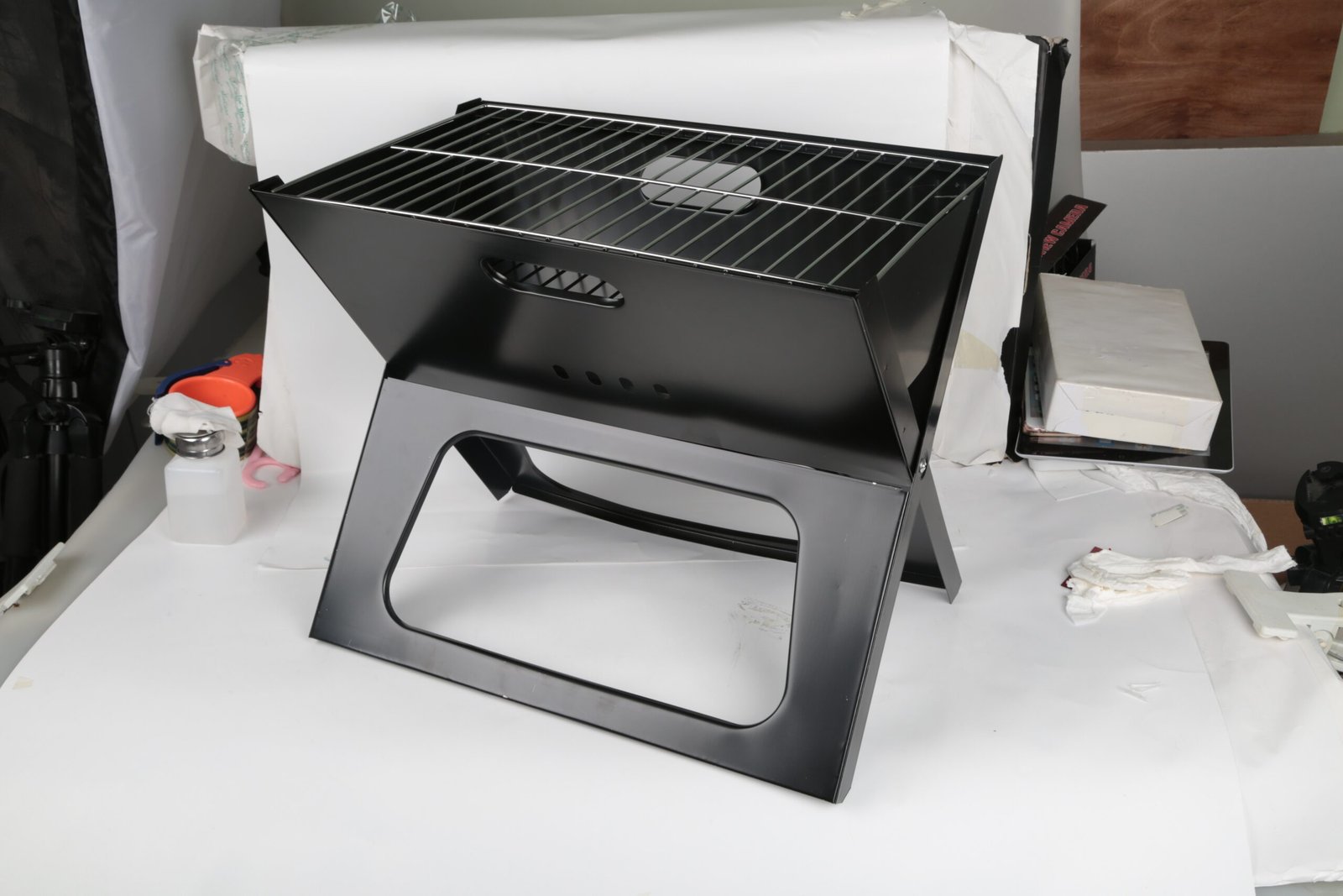1 barbecue portable pliable au charbon de bois – Idéal pour le camping, le jardin, les voyages et l'extérieur - Image 5
