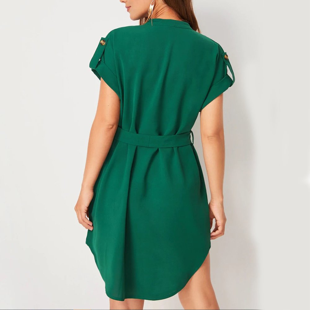 Robe d'été à manches courtes et col en V avec ceinture et nœud pour femme - Image 7