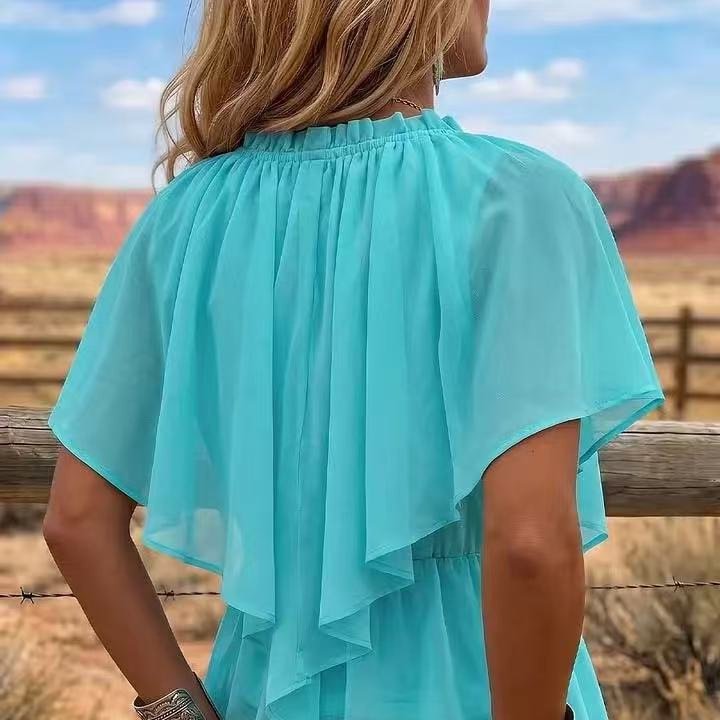 Blouse cintrée en mousseline à col en V croisé, manches évasées à volants et ourlet asymétrique - Image 2