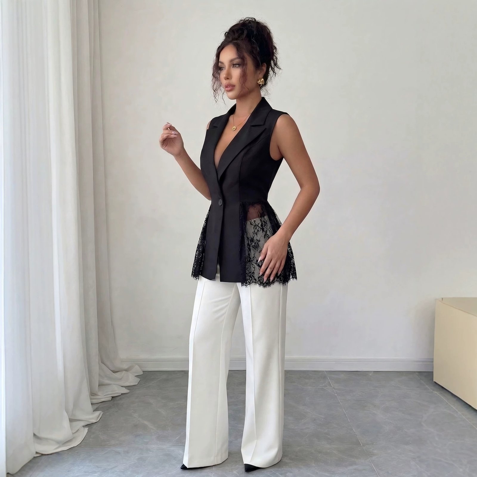 Veste sans manches coupe ajustée et évasée - Image 3