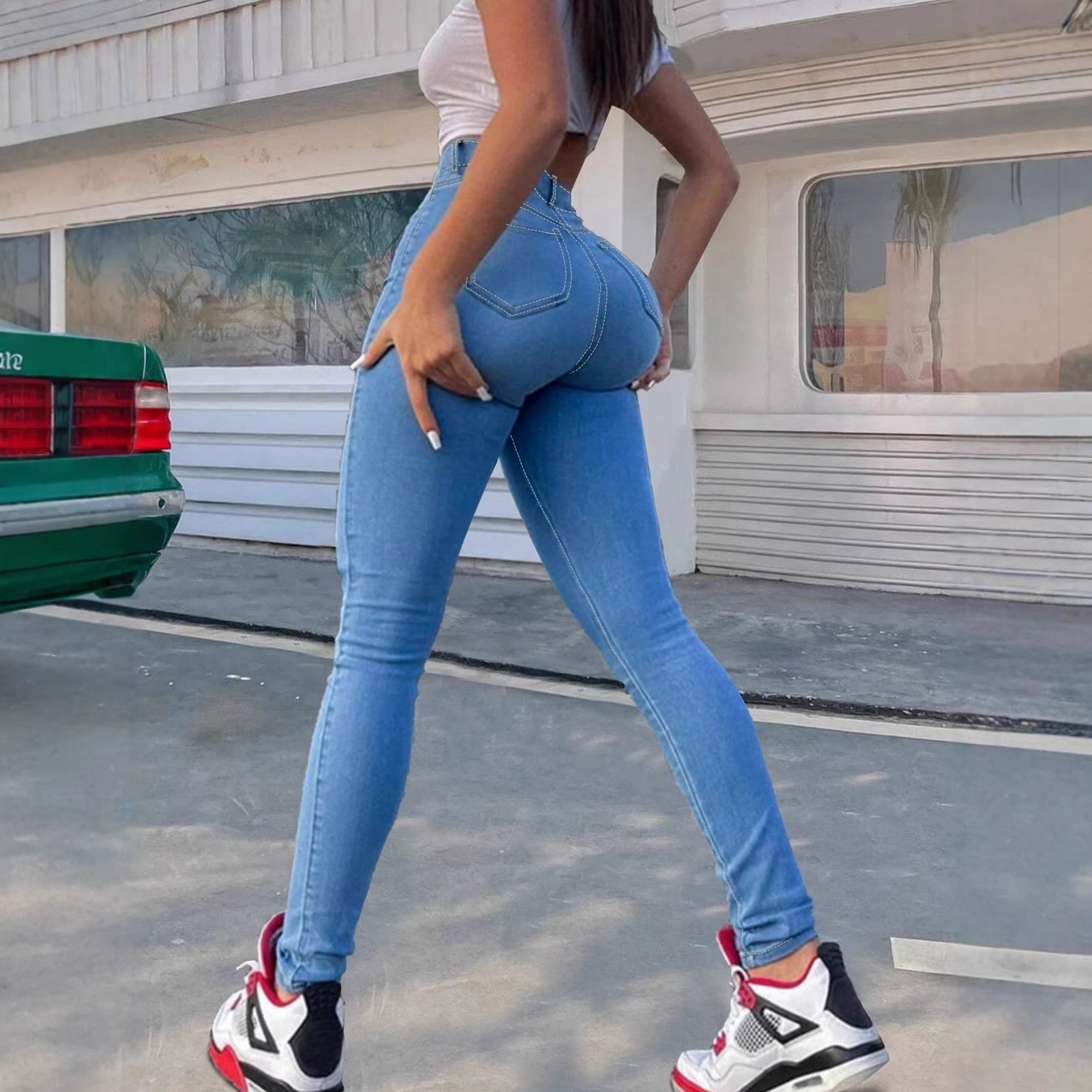 Pantalon slim en jean bleu clair, coupe crayon extensible et taille élastique – style décontracté - Image 3